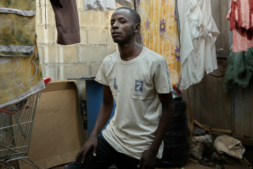 Hassane er utdannet sykepleier, men mangler oppholdstillatelse og får dermed ikke jobbe på Mayotte.