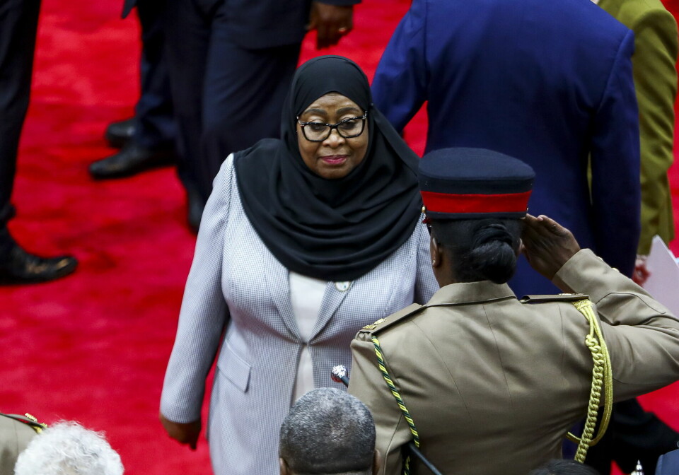 Tanzanias president Samia Suluhu Hassan har et tøft reiseprogram. I fjor besøkte hun 19 land, og året før 17. Her ankommer hun Africa Climate Summit i Nairobi 5. september 2023.
