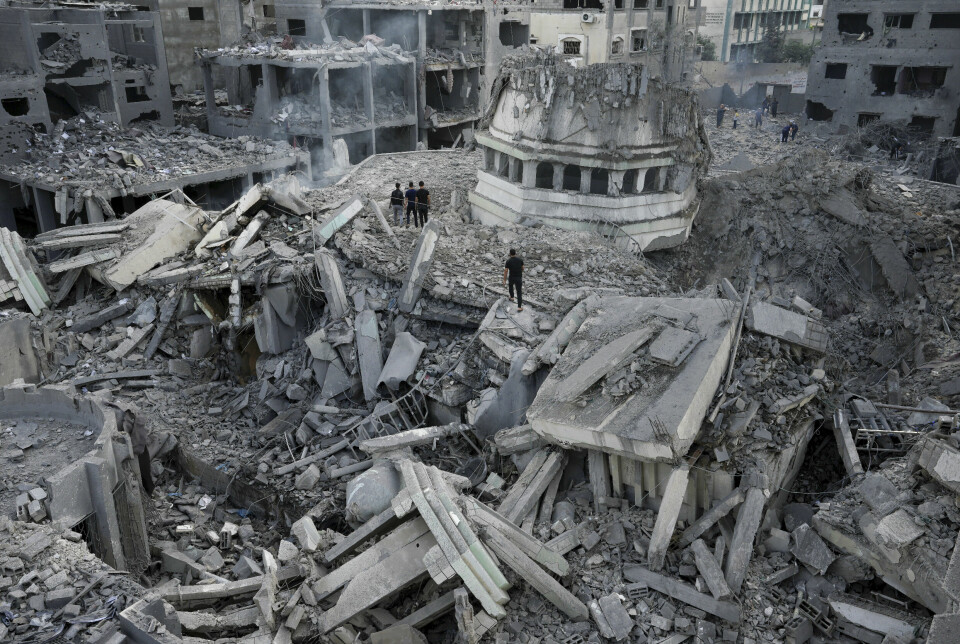 FN anslår at det vil ta flere tiår å gjenreise Gaza etter ødeleggelsene som israelske angrep har forårsaket.