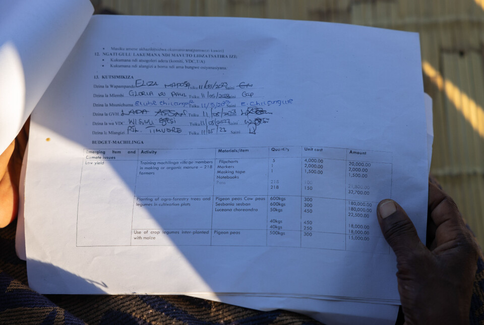 Bøndene la mye arbeid i å lage en detaljert plan over hva som skulle gjøres, men to år etter at planen ble godkjent har ingenting skjedd, sier de.
