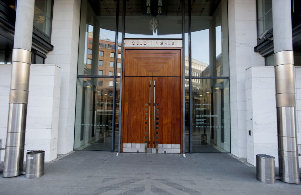 Rettssaken mot de to som er tiltalt for grovt bedrageri av rundt 47 millioner bistandskroner, er nå inne i sin fjerde uke i Oslo tingrett.