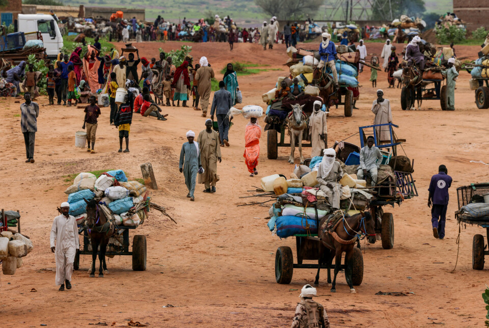 Krigshandlinger og grov vold i Darfur har gjort at mange har krysset grensa til Tsjad – et av klodens desidert fattigste land. Mer enn to millioner har rømt fra Sudan siden krigen mellom hæren (SAF) og Rapid Support Forces (RSF) startet for vel 14 måneder siden.