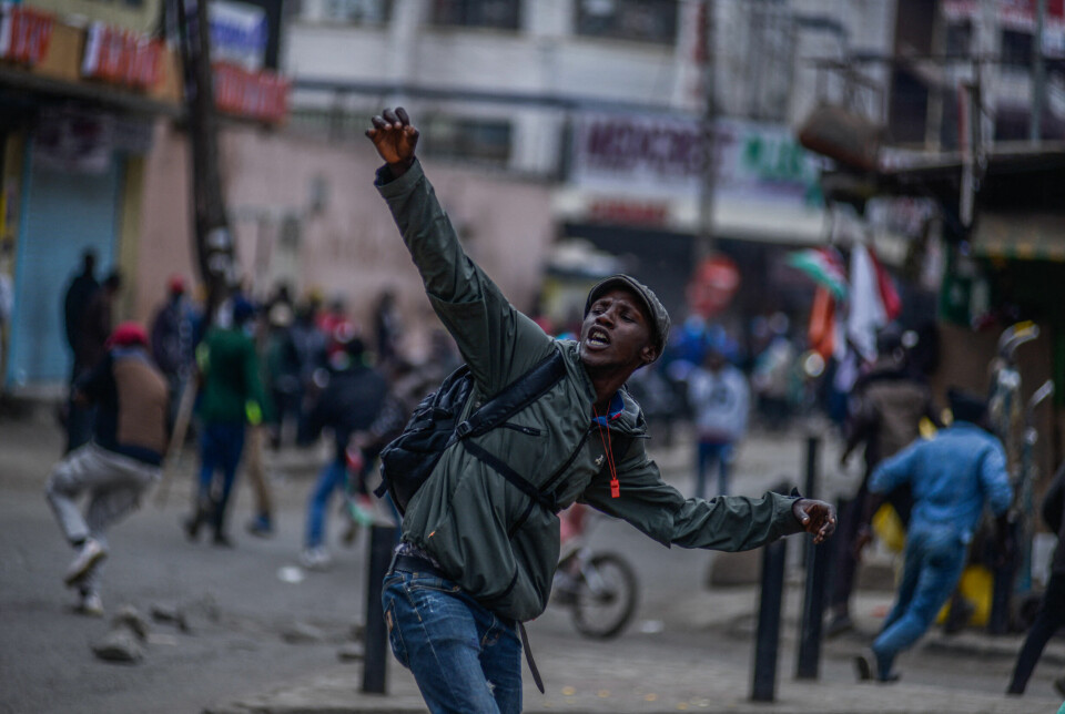 Kenyanske myndigheter håpet å skatte seg ut av landets gjeld, men ble denne sommeren møtt med enorme folkelige protester. Mange av de som tok til gatene for å protestere mot myndighetenes skatteforslag var unge, ofte uten en anstendig jobb.