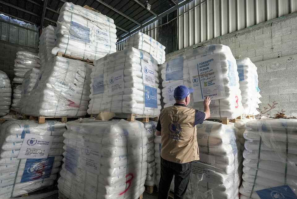 Korn fra Ukraina er losset i Verdens matvareprograms lager i Gaza. Leveransen fra et krigsherjet land til et annet er sårt tiltrengt for Gazas krigstrøtte befolkning.