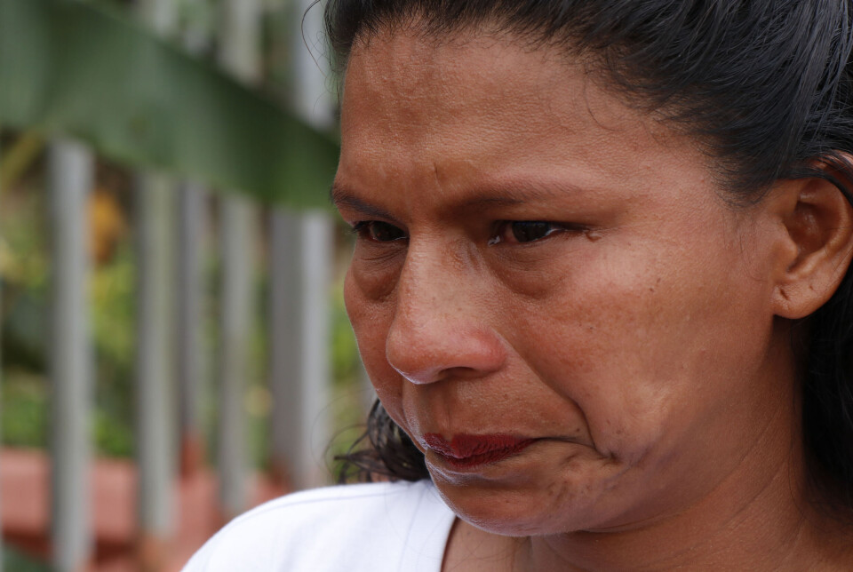 Maria Guerrero Cantos forteller at hun mistet et barn fordi hun ble nektet å forlate plantasjen for å få hjelp på et sykehus under fødselen.