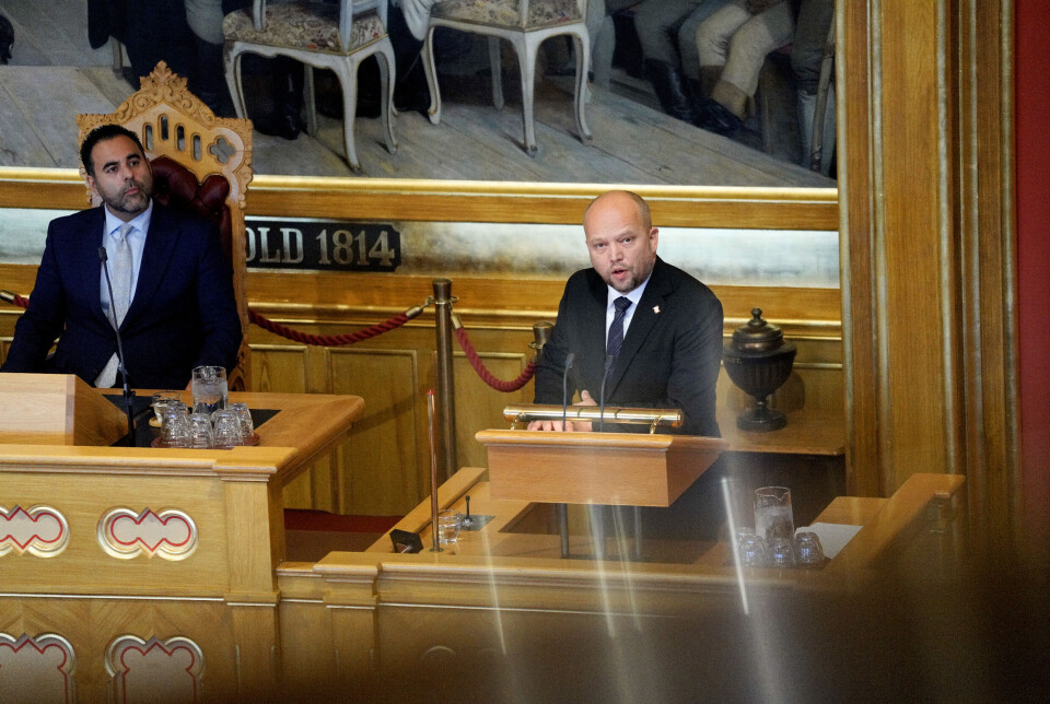 Krigene i Ukraina og Gaza har satt sitt preg på statsbudsjettet finansminister Trygve Slagsvold Vedum framla for Stortinget i dag.