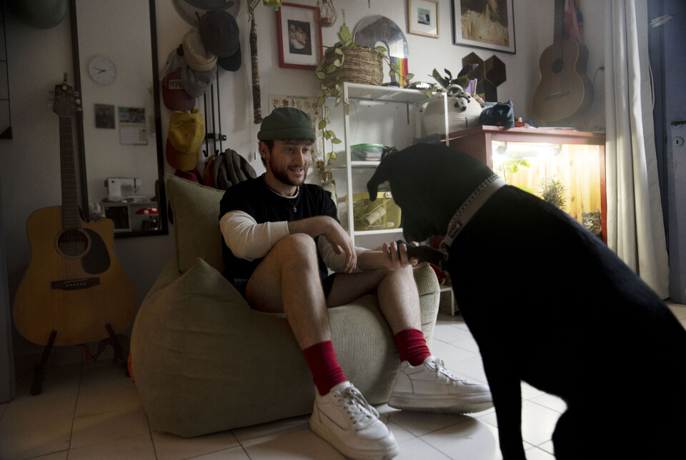 Israelske Yotam Vilk hjemme hos seg selv i Tel Aviv 10. januar.