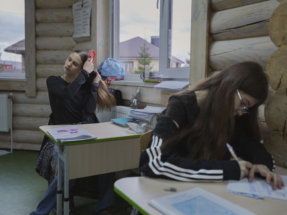 Anastasia og Anna går i klasse og er bestevenner.