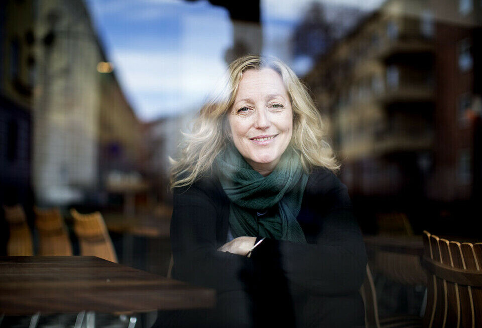 – Det vanskeligste er alltid å komme hjem, sier Lindis Hurum til Bistandsaktuelt. Hjelpearbeideren har skrevet boka «Det finnes ingen de andre, det er bare oss» der hun deler erfaringer fra Leger uten grenser-oppdrag i noen av klodens verste kriser.