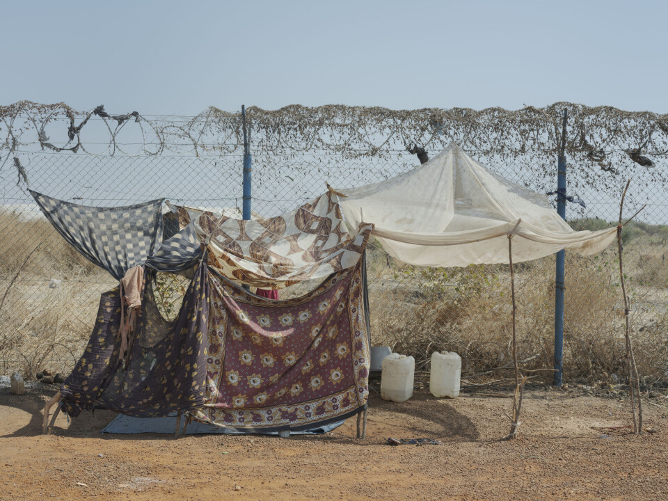 Ble holdt fanget av RSF-soldater i åtte dager. Nå bærer hun barnet til en av dem