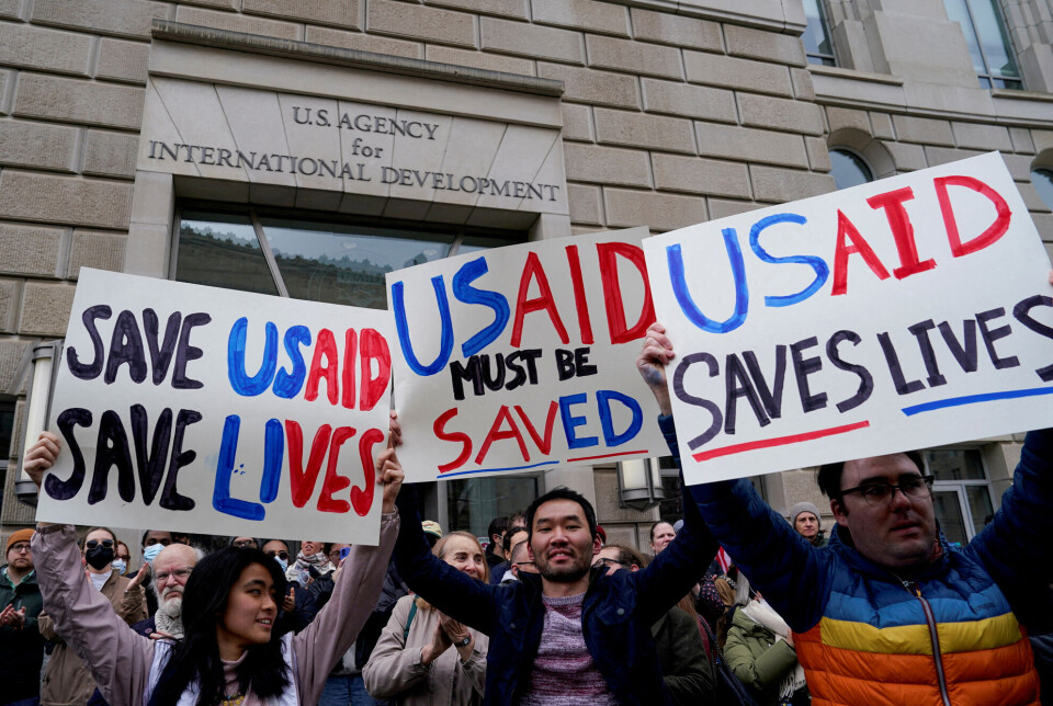 USAID har blitt infiltrert av venstreorienterte som fremmer woke-tankegang og liberale ideer ved hjelp av skattebetalernes penger, mener sentrale representanter for Trump-administrasjonen. Her protesterer USAID-ansatte mot stengningen av deres kontor i Washington 3. februar 2025.