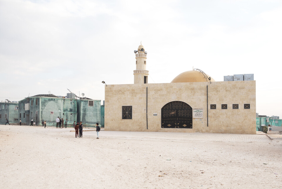 Moskeen er hjertet i Killi-leiren, hvor beboere samles til bønn og fellesskap.
