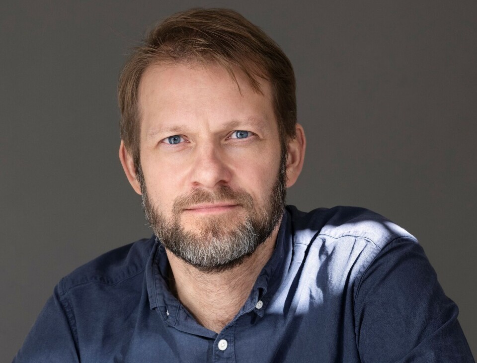 Dennis Nørmarks bok «Harare», en thriller hvor bistand står sentralt, har fått gode anmeldelser og skapt debatt om dansk bistand.