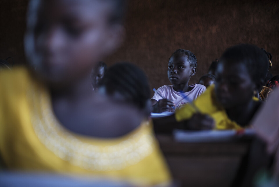 Ekstraundervisning i lesing og matematikk til elever i Boyali, Den sentralafrikanske republikk, i regi av Global Partnership for Education.