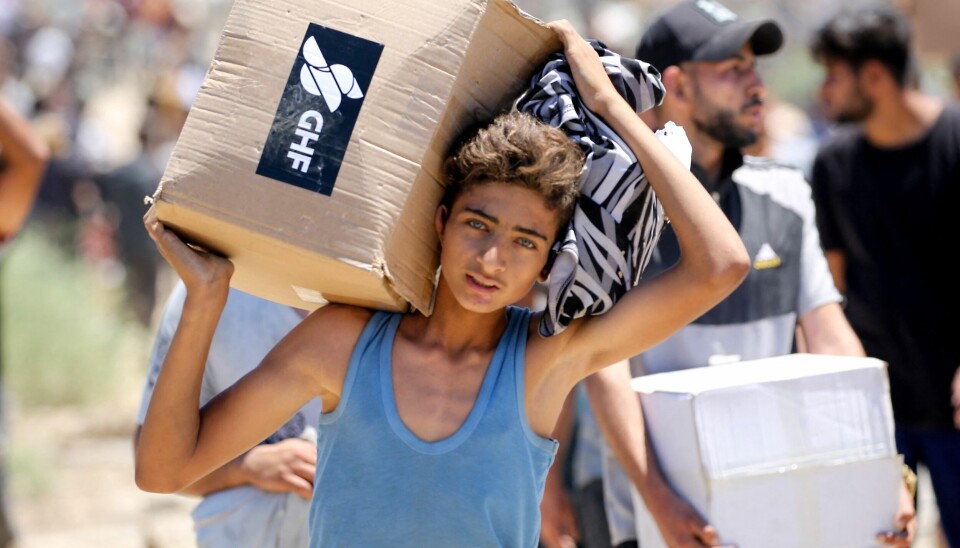 Det er fare for akutt hungersnød flere steder i verden nå, men en ny FN-rapport viser at antallet sultende går ned. Nedgangen gjelder likevel ikke i Afrika. Her fra den kontroversielle matutdelingen på Gazastripen.