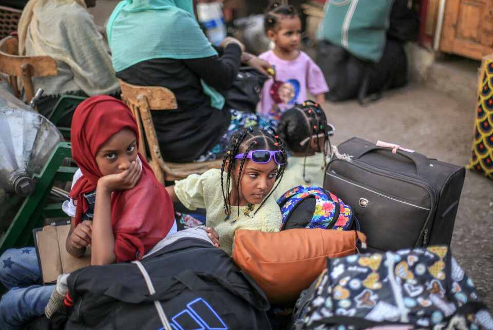 Sudan har gått forbi Syria som landet med flest fordrevne og flyktninger. Bildet viser to sudanesiske jenter i en flyktningleir i Egypt.