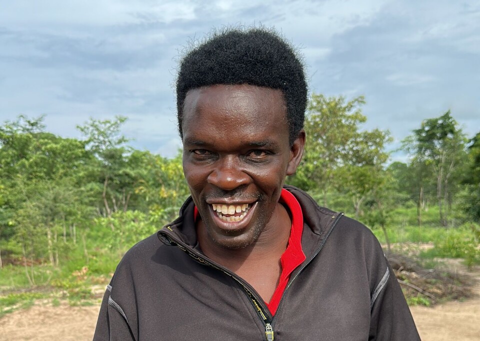 Meshack Mpofo, Sabonas lokale mann i Dapota, Zimbabwe.