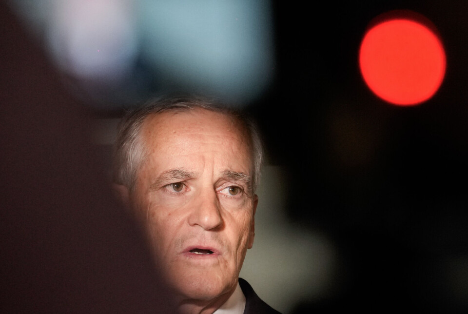 I et brev til statsminister Jonas Gahr Støre, etterspør kontrollkomiteen mer fakta om Telenors kontroversielle salg av datterselskapet i Myanmar. – Absolutt alle steiner skal snus, sier komitéleder Per Willy Amundsen (Frp).