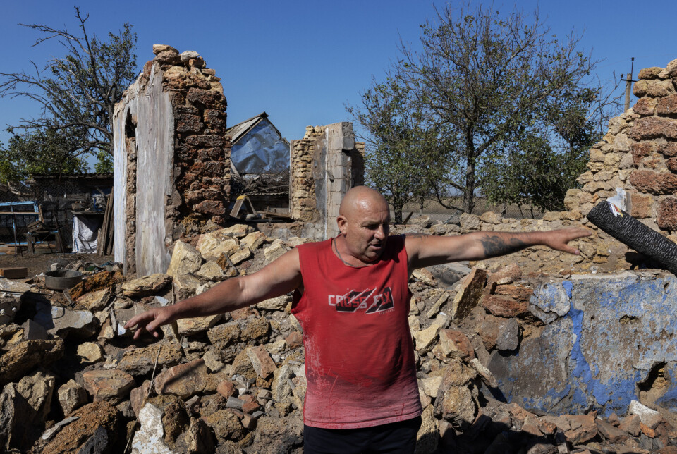 Buryachok
Alexandr Mykhailovych og
kona flyktet fra Liubomyrivka da kampene raste som verst. Nå er de
tilbake for å gjenoppbygge alt russerne ødela.