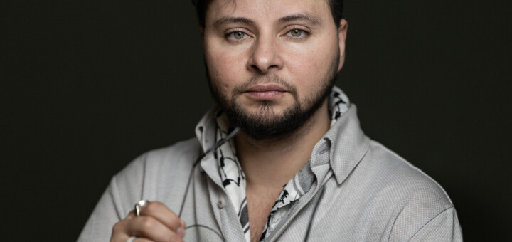 Flyktet fra Gaza med bok om skeive, ber Støre ta ansvar