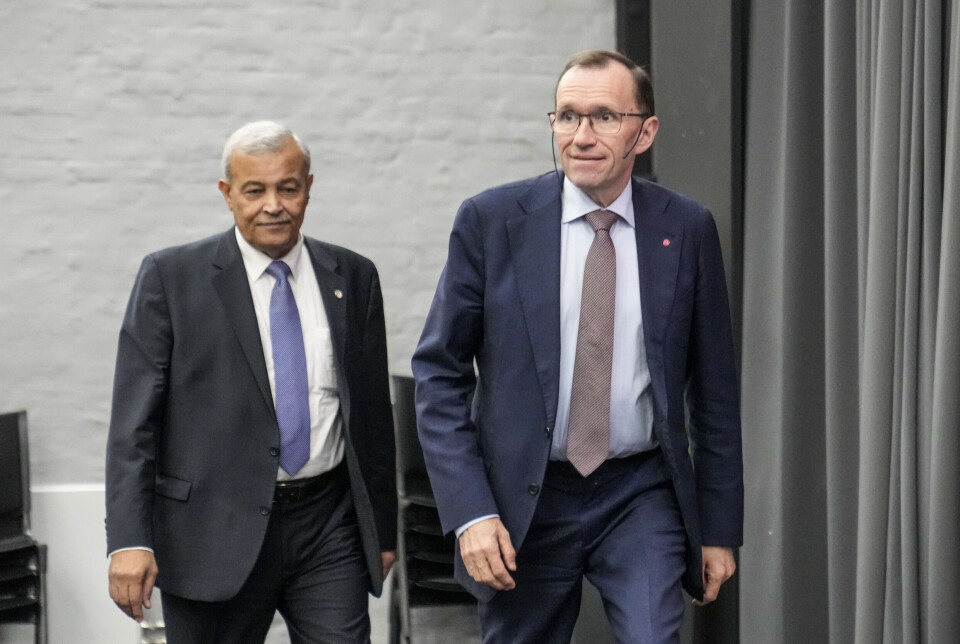 Al-Khatib sammen med utenriksminister Espen Barth Eide (Ap) hos Røde Kors i Oslo denne uken.