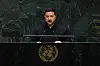 Ukrainas president Volodymyr Zelenskyj taler fra talerstolen i FNs hovedkvarter i New York.